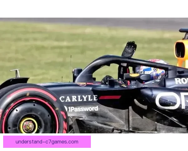 F1赛季最新动态车队博弈升级新星崛起与冠军争夺进入白热化阶段