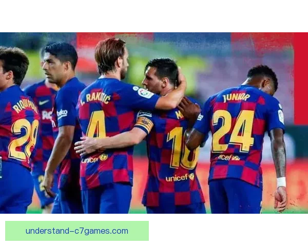 梅西回归巴萨引发全球热议 球迷期待重塑辉煌