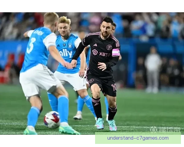 梅西加盟迈阿密国际后首场亮相 引爆美国足球市场关注 梅西加盟迈阿密国际后首场亮相 引爆美国足球市场关注